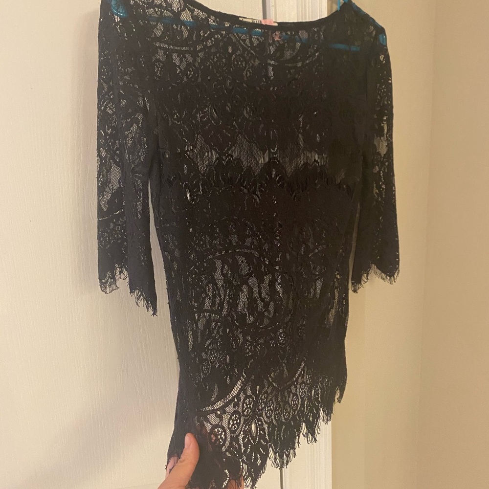 BB Dakota lace shell